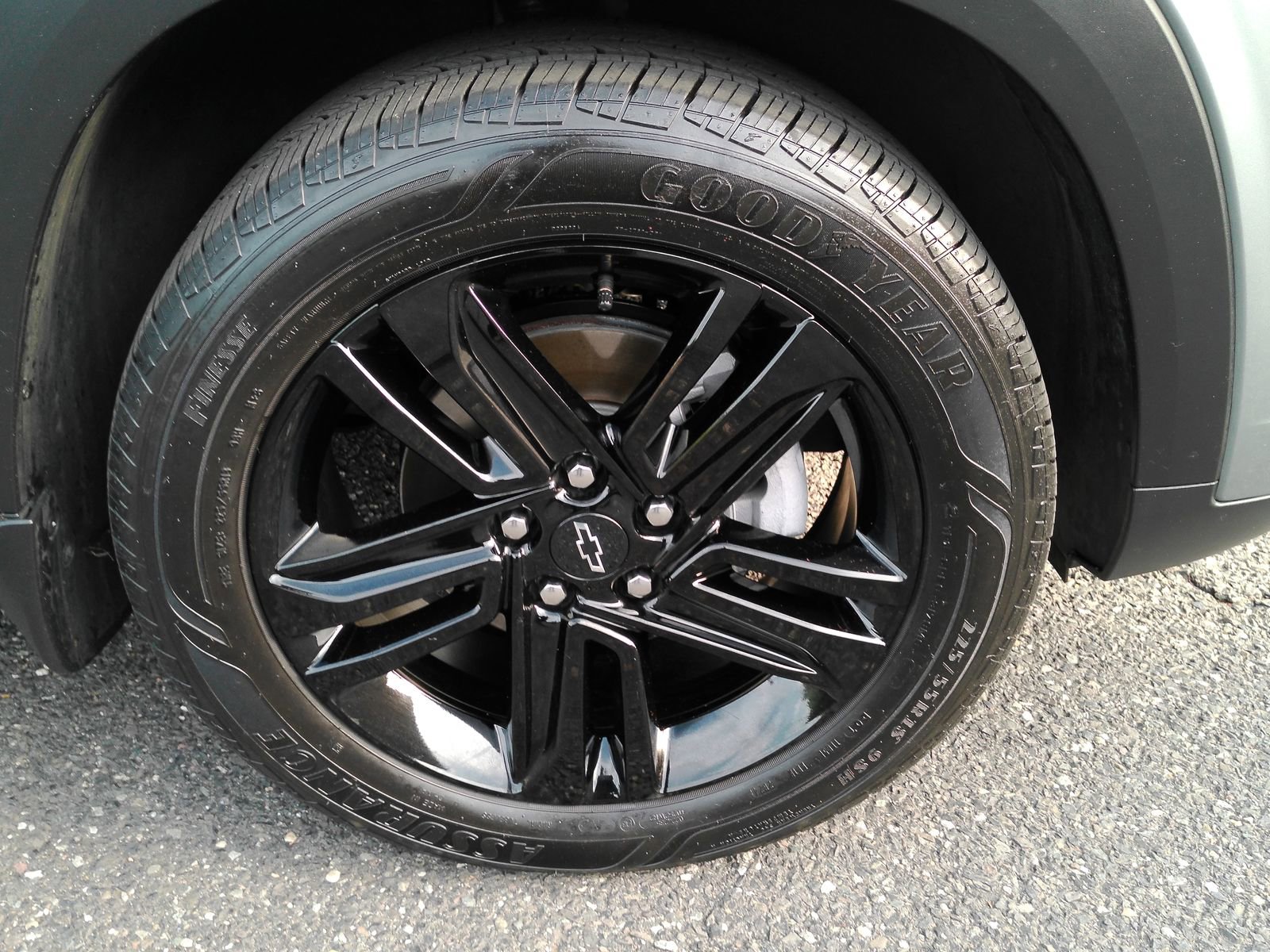 2025 Chevrolet Trax Activ - Photo 30
