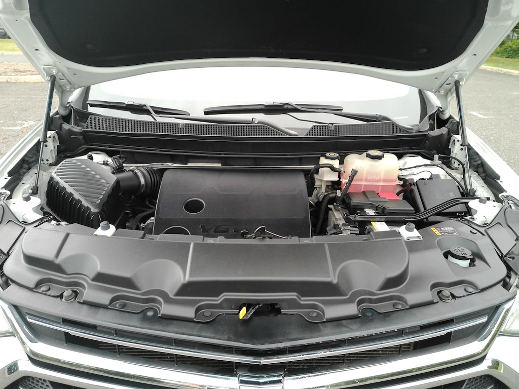 Used 2021 Chevrolet Traverse LT Cloth SUV