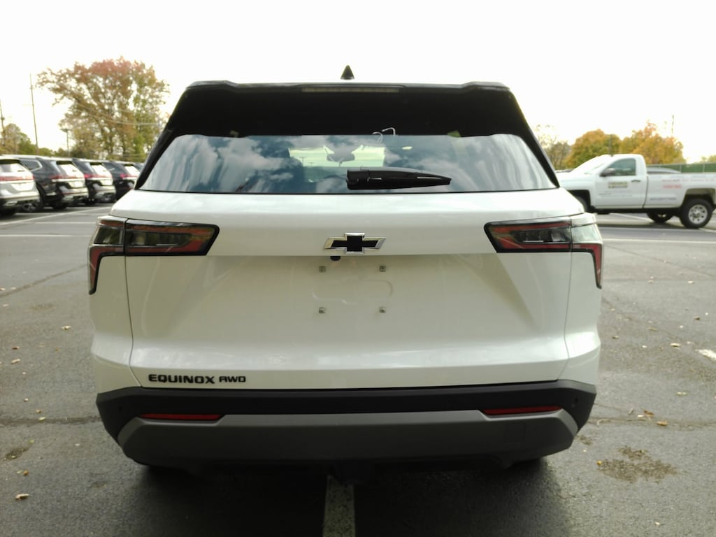 New 2026 Chevrolet Equinox LT SUV