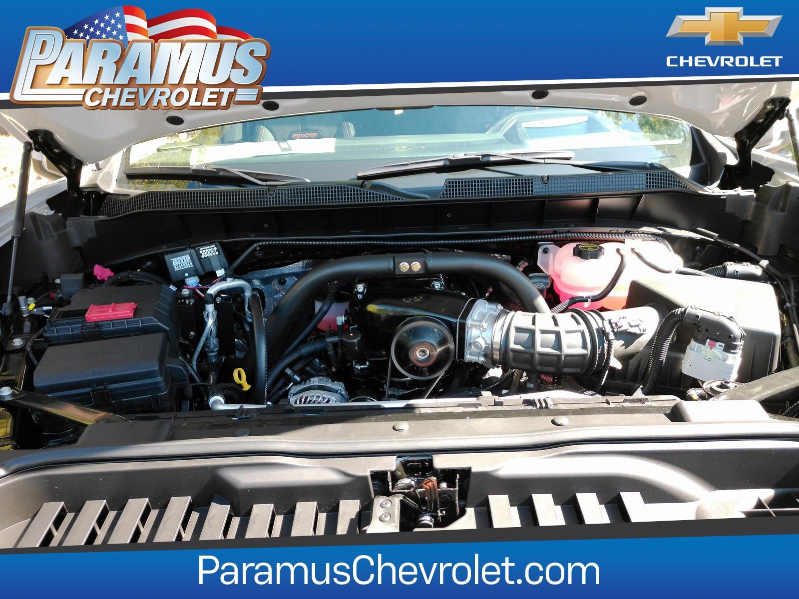 2025 Chevrolet Silverado 1500 LTZ - Photo 16