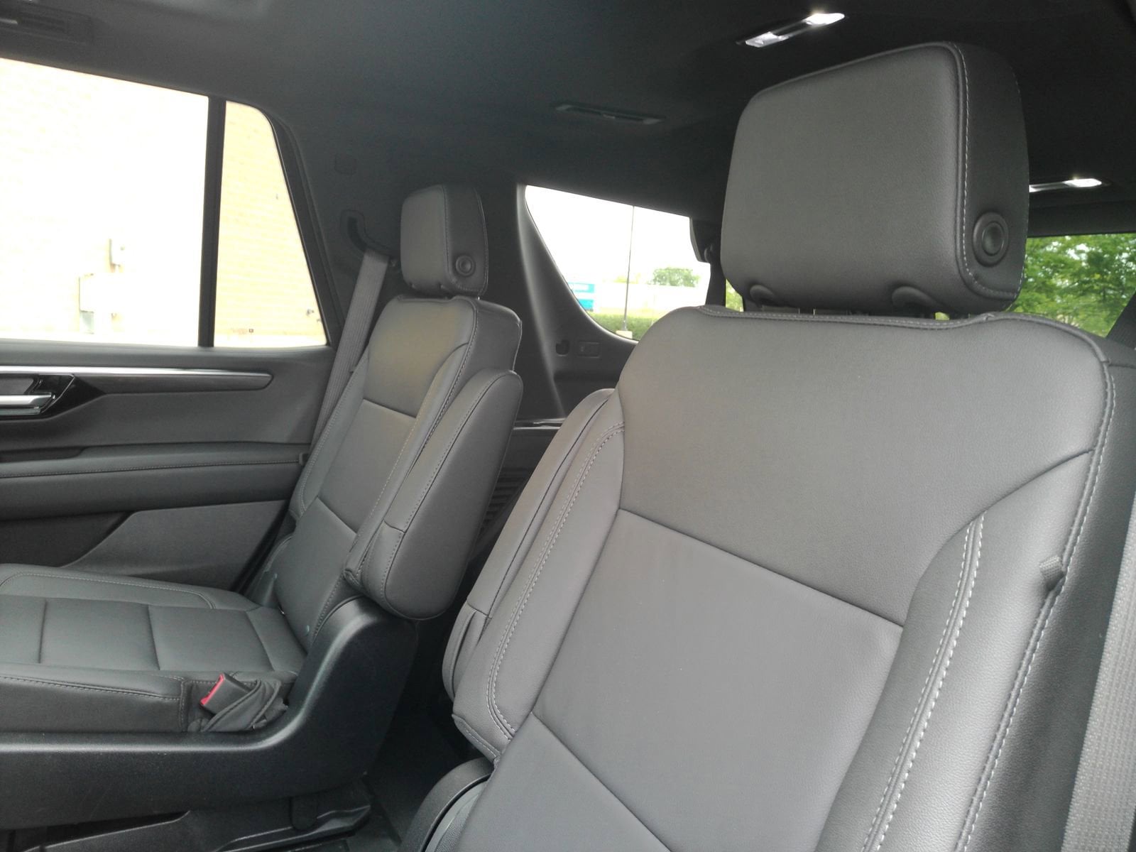 2026 Chevrolet Tahoe Z71 - Photo 16