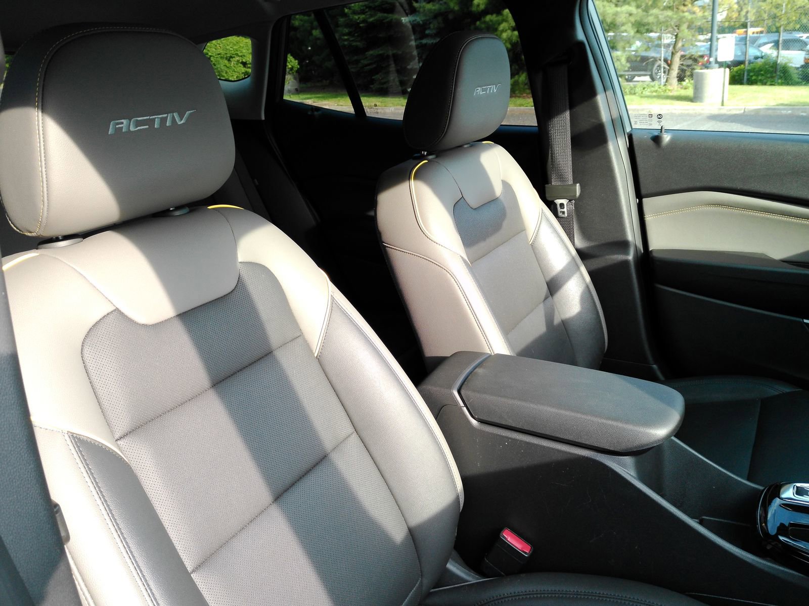 2025 Chevrolet Trax Activ - Photo 17