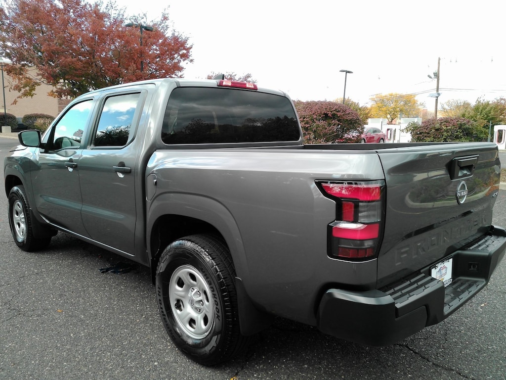 Used 2024 Nissan Frontier S