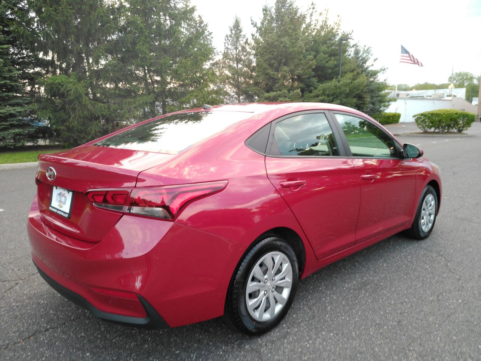 View vehicle photo 6