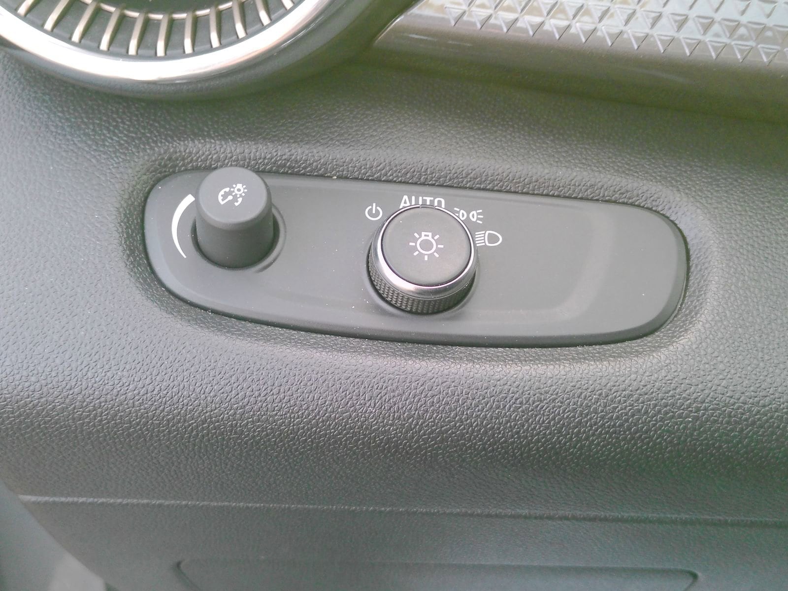 2025 Chevrolet Trax Activ - Photo 22