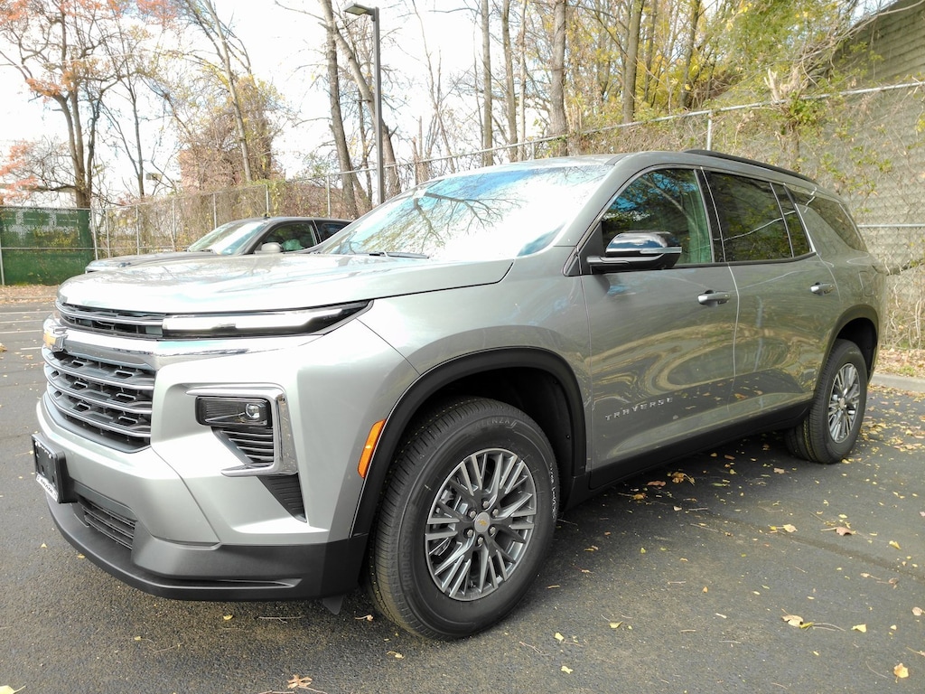 New 2026 Chevrolet Traverse LT SUV