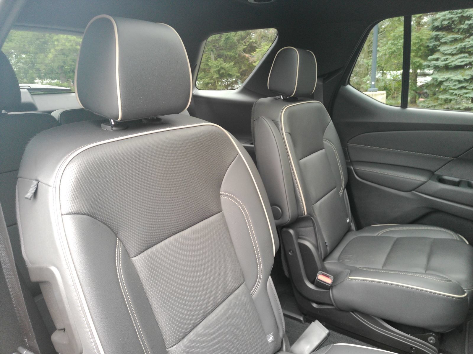 2022 Chevrolet Traverse Premier - Photo 21