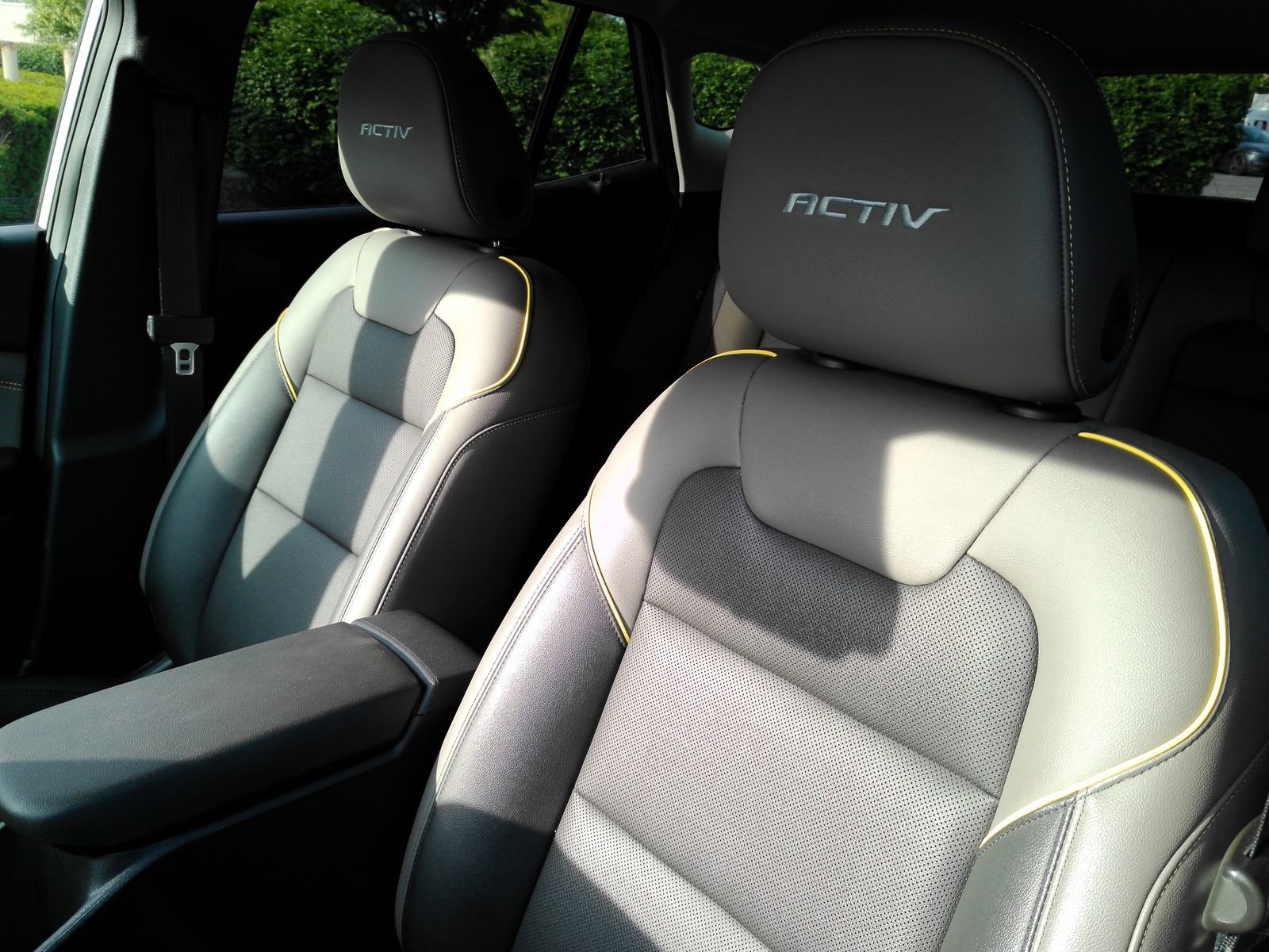 2025 Chevrolet Trax Activ - Photo 11