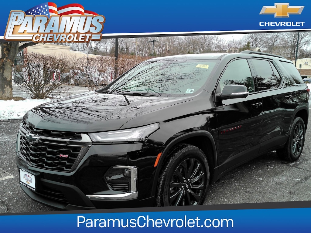 Used 2023 Chevrolet Traverse RS SUV