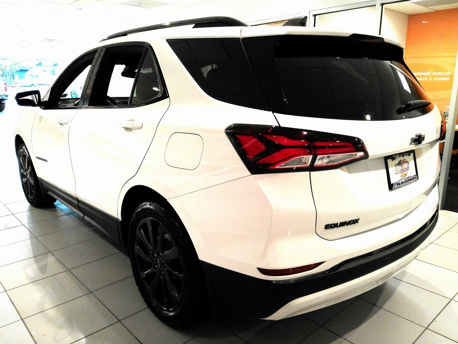2022 Chevrolet Equinox RS photo 2