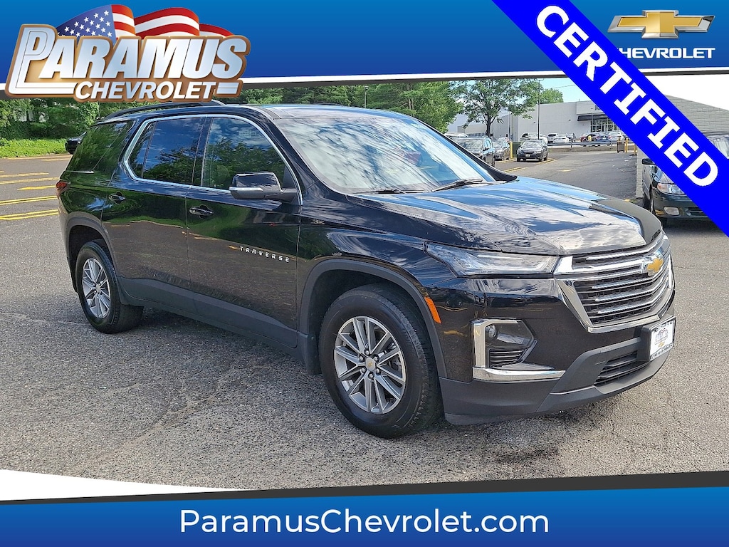 Certified 2023 Chevrolet Traverse LT Cloth SUV