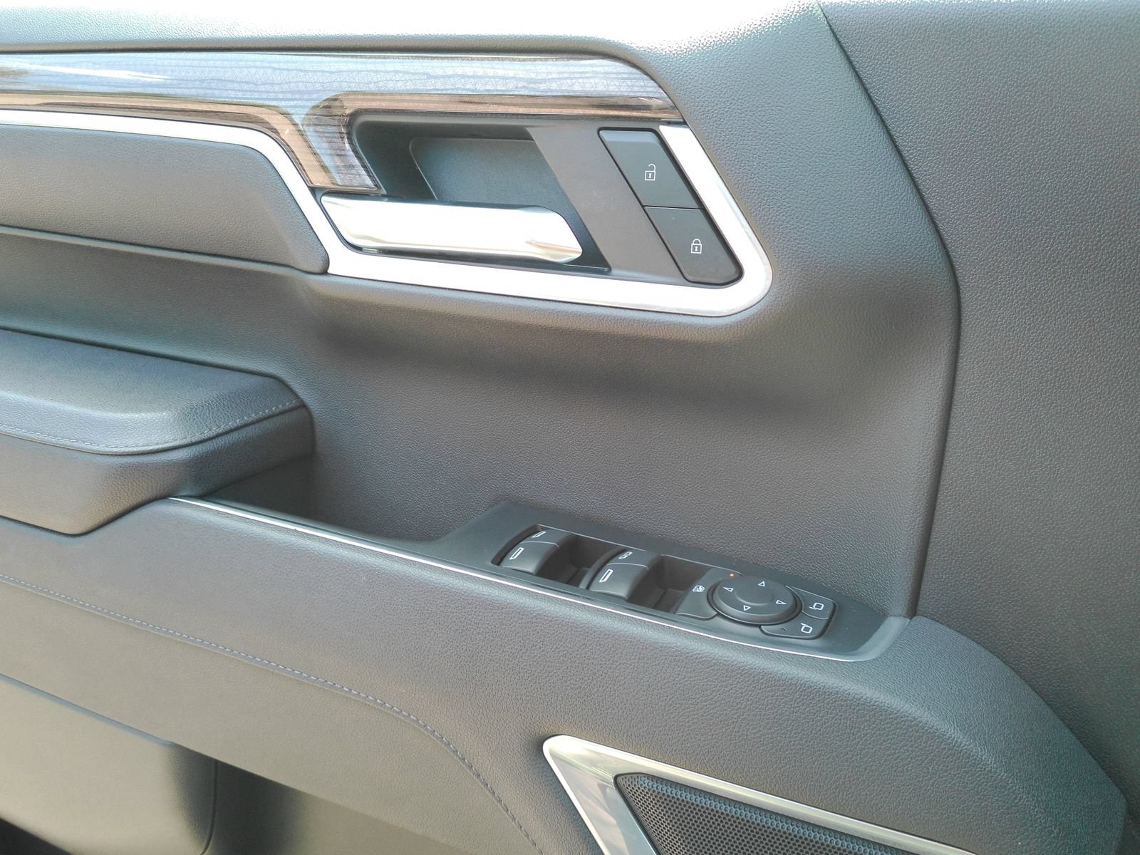 2026 Chevrolet Silverado 1500 LT - Photo 21