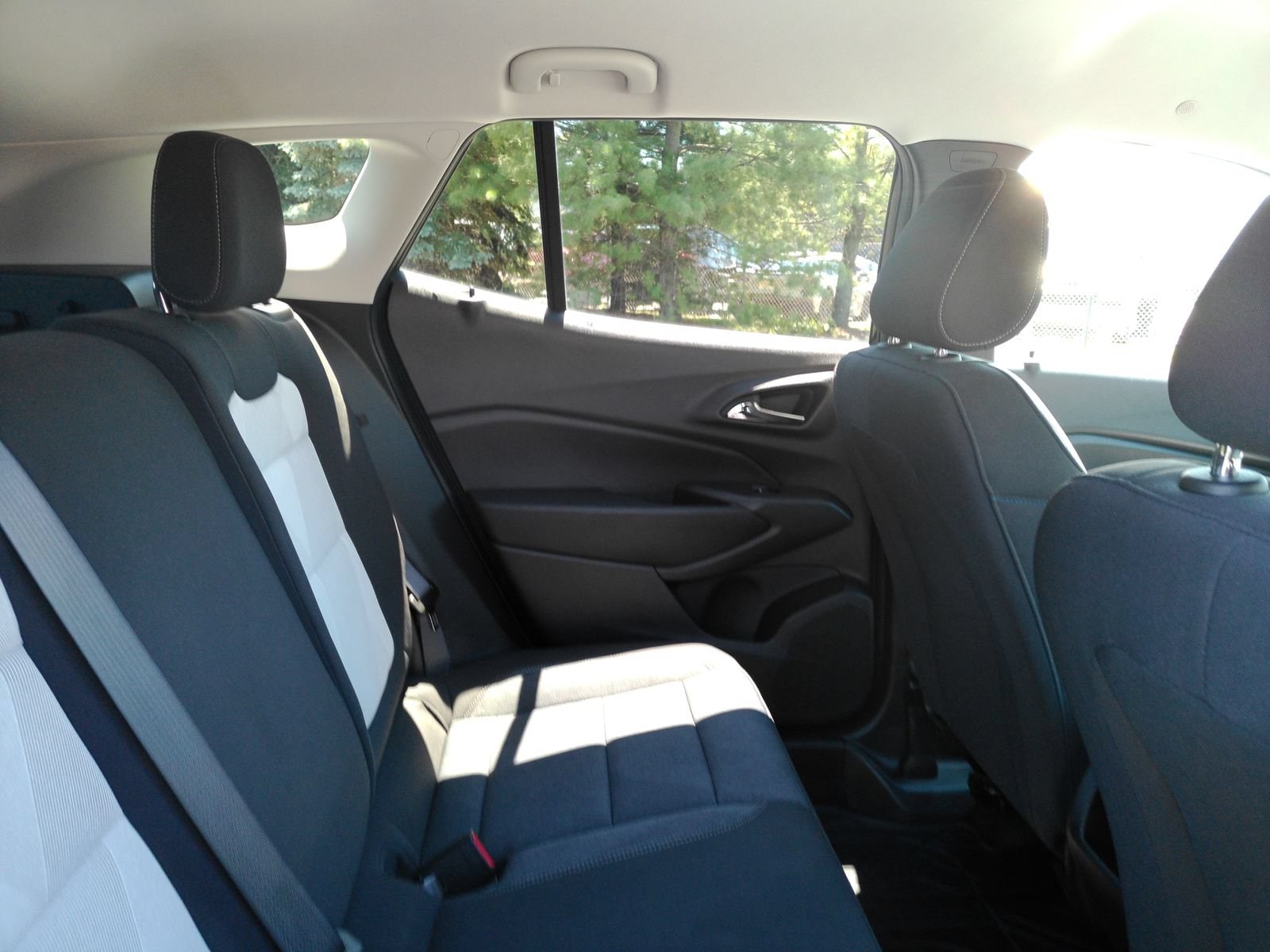 2024 Chevrolet Trax LS - Photo 20
