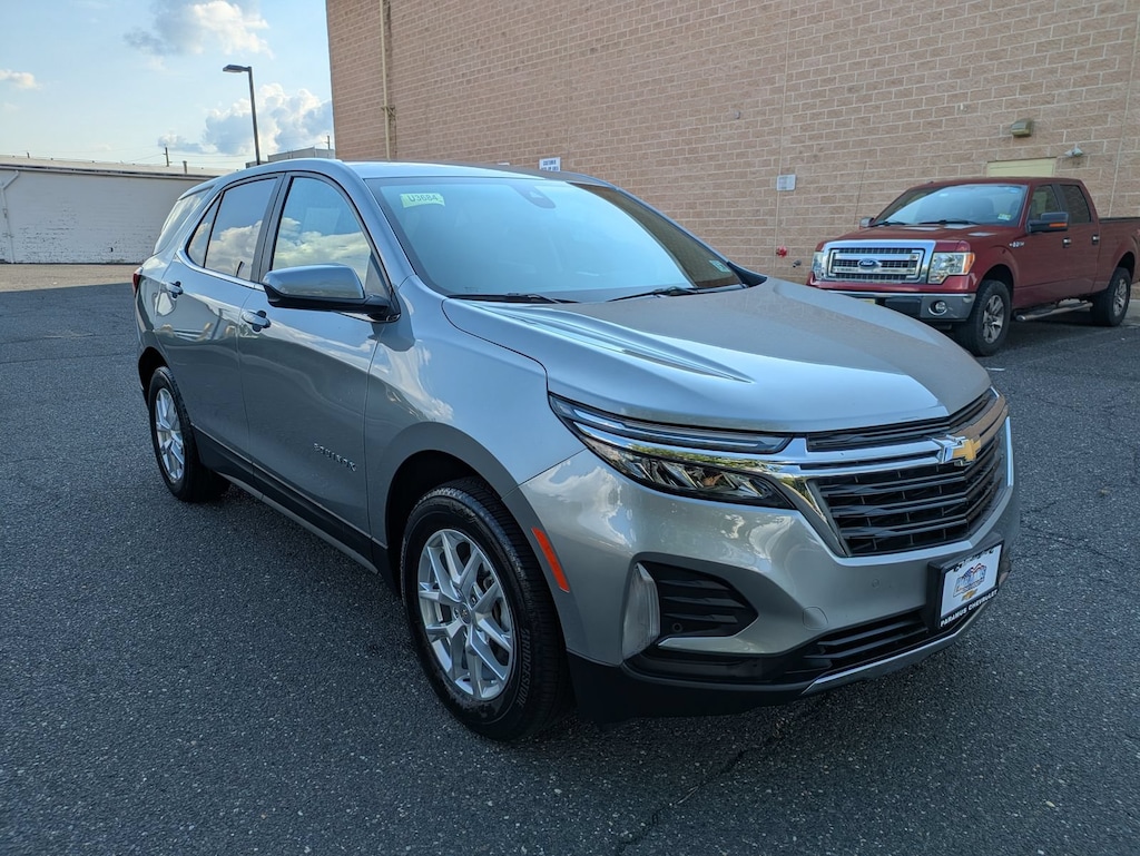 Used 2024 Chevrolet Equinox LT SUV