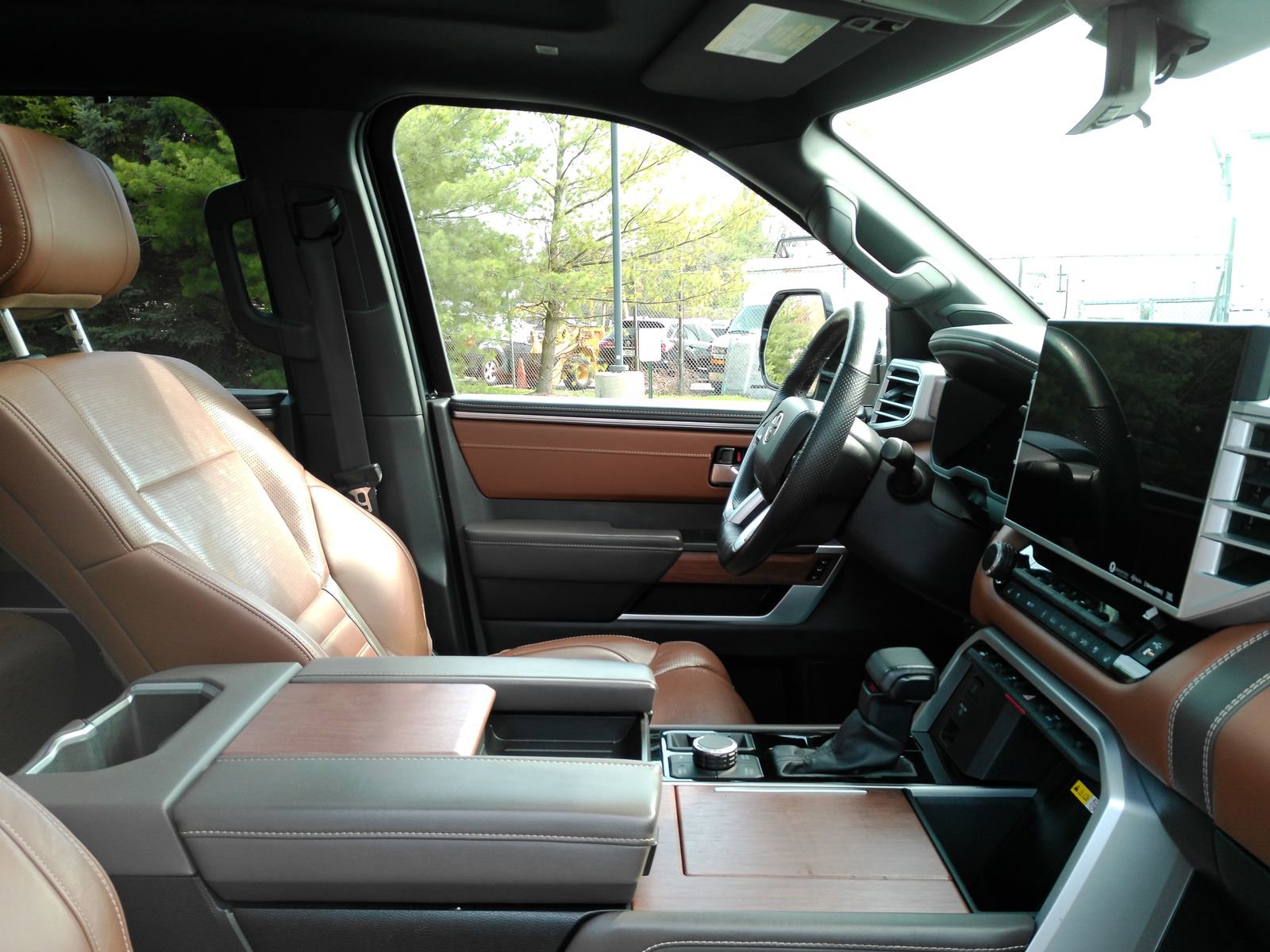 2024 Toyota Tundra 1794 Edition - Photo 16