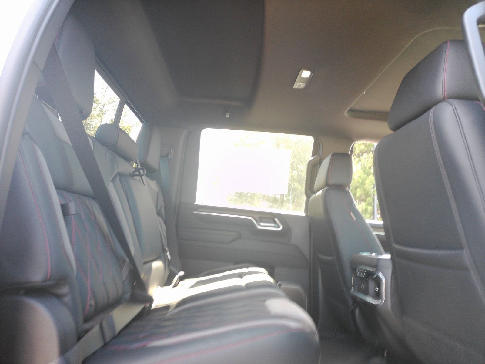2026 Chevrolet Silverado 3500 HD High Country - Photo 9