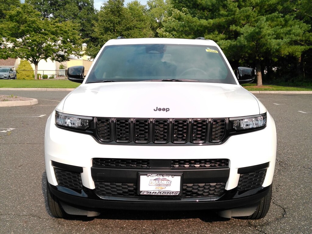 Used 2025 Jeep Grand Cherokee L Altitude X 4x4 SUV