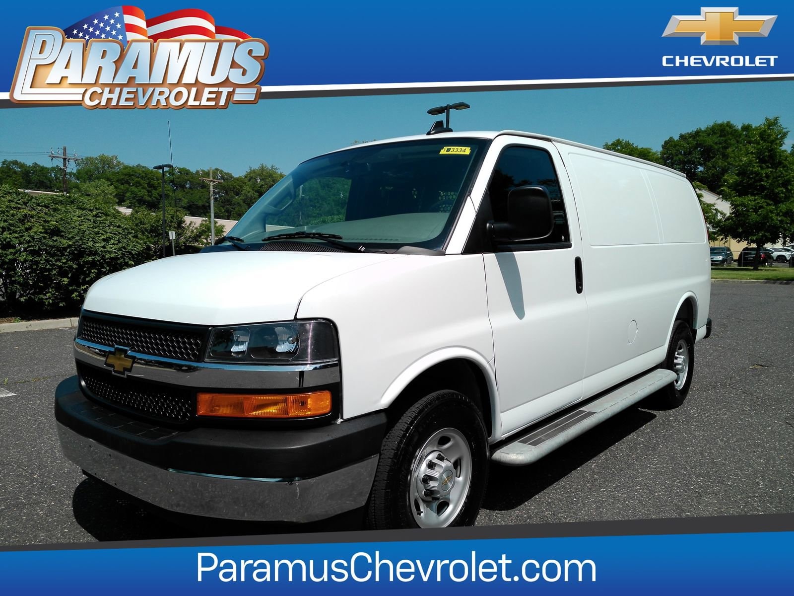 2025 Chevrolet Express 2500 Work Van HD's photo
