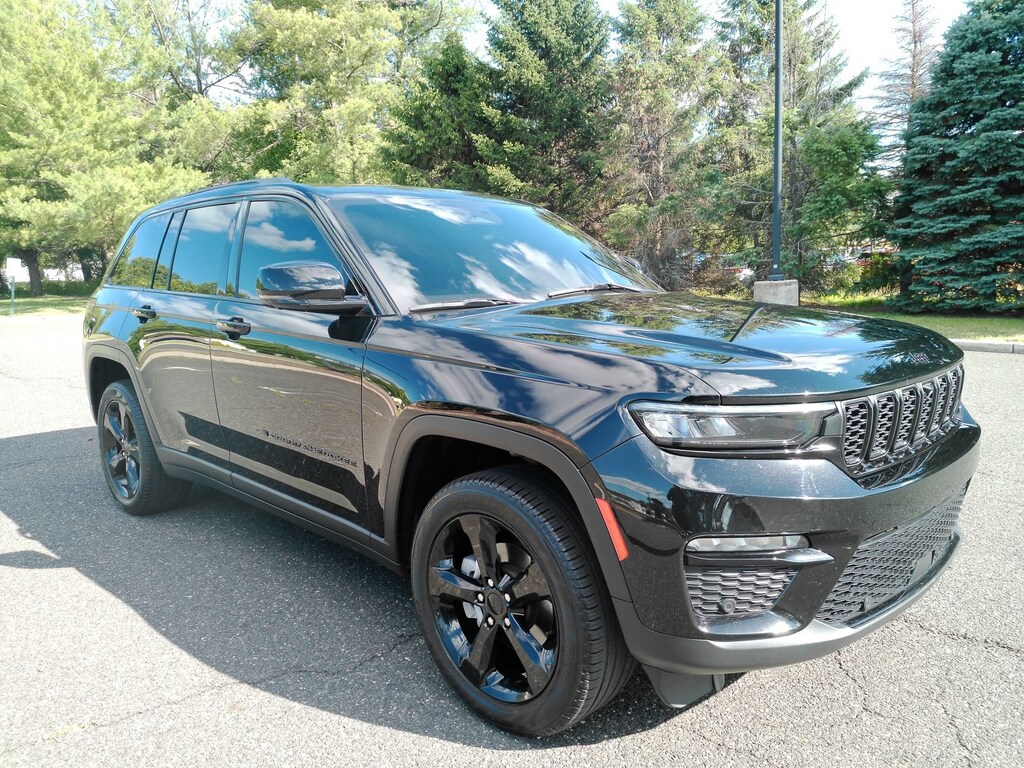 Used 2024 Jeep