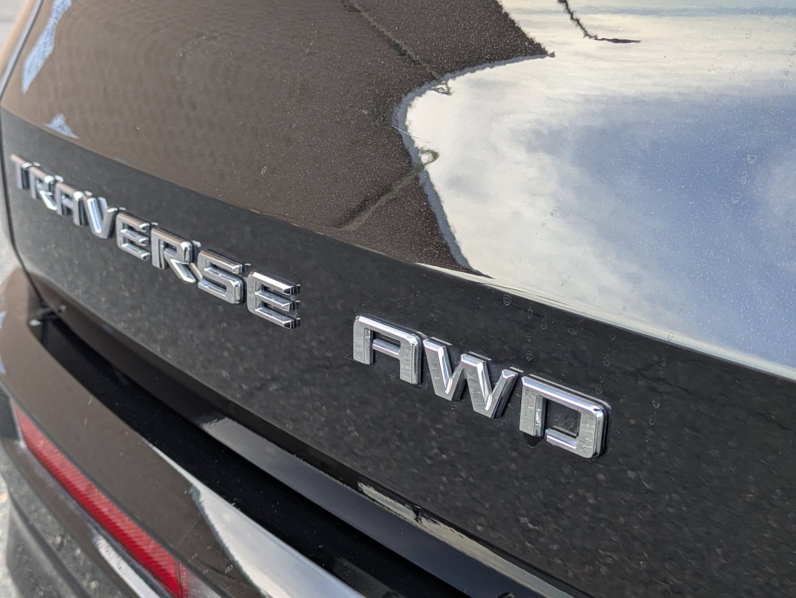 2025 Chevrolet Traverse High Country - Photo 37