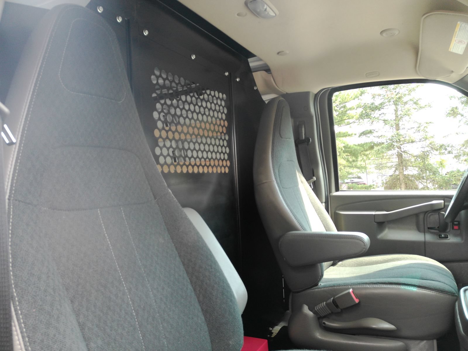 2025 Chevrolet Express Cargo Work Van - Photo 23