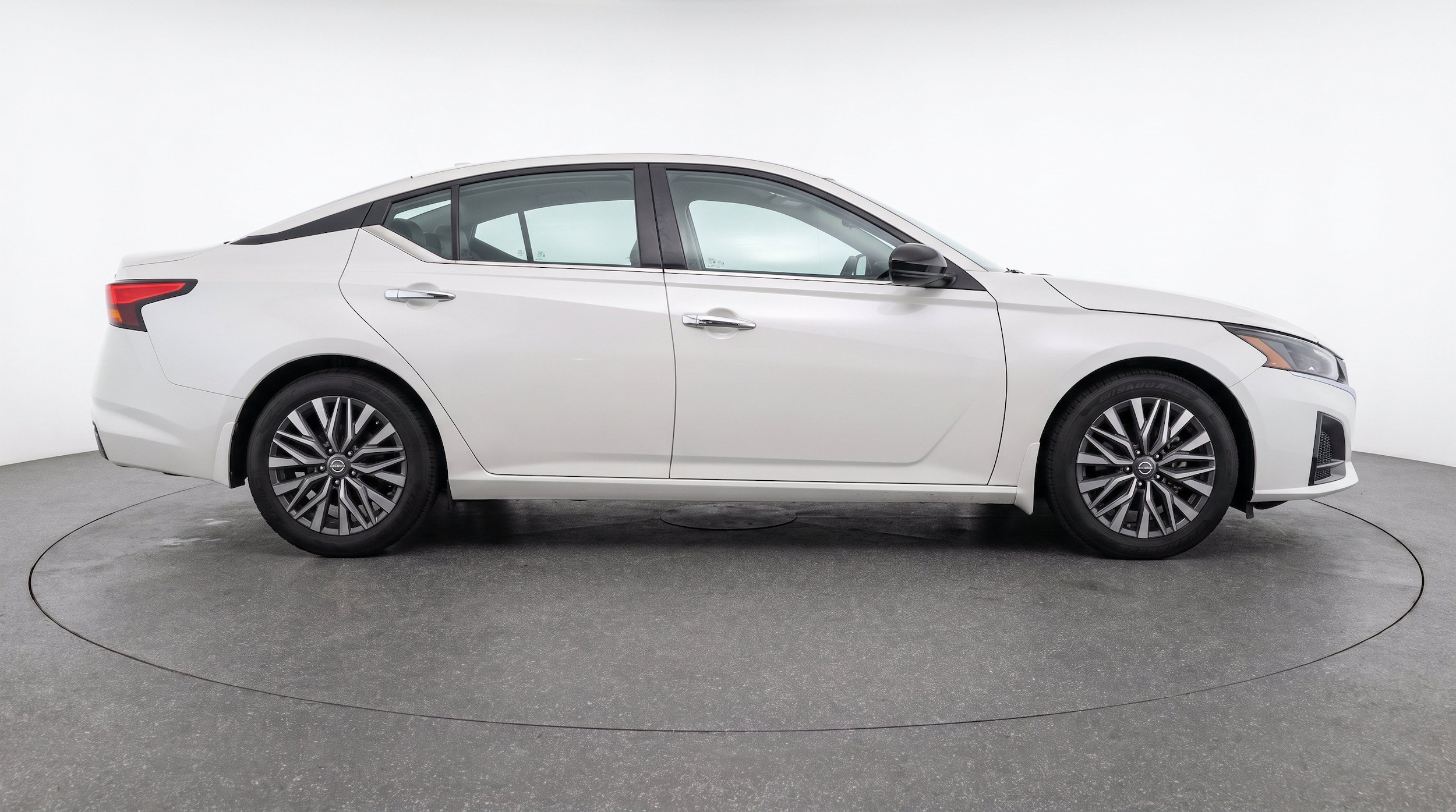 Thumbnail: 2025 Nissan Altima - 11