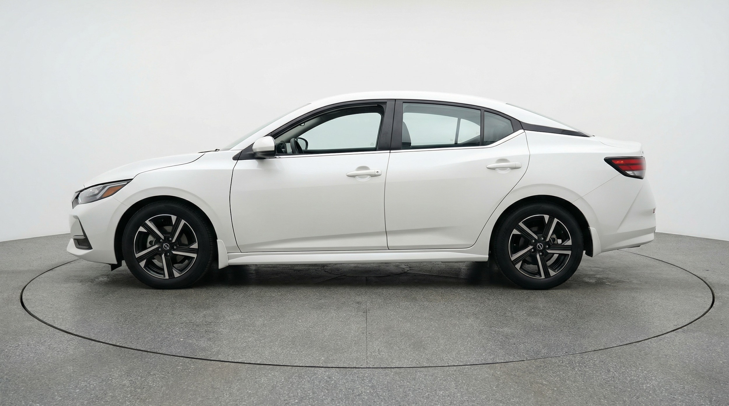 Thumbnail: 2025 Nissan Sentra - 4