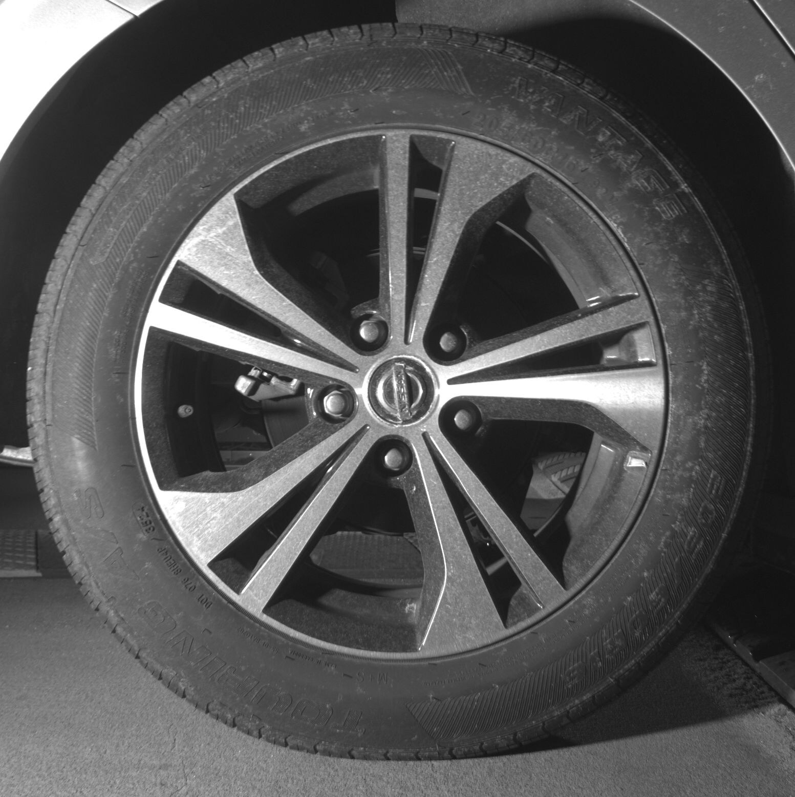 Thumbnail: 2023 Nissan Sentra - 12