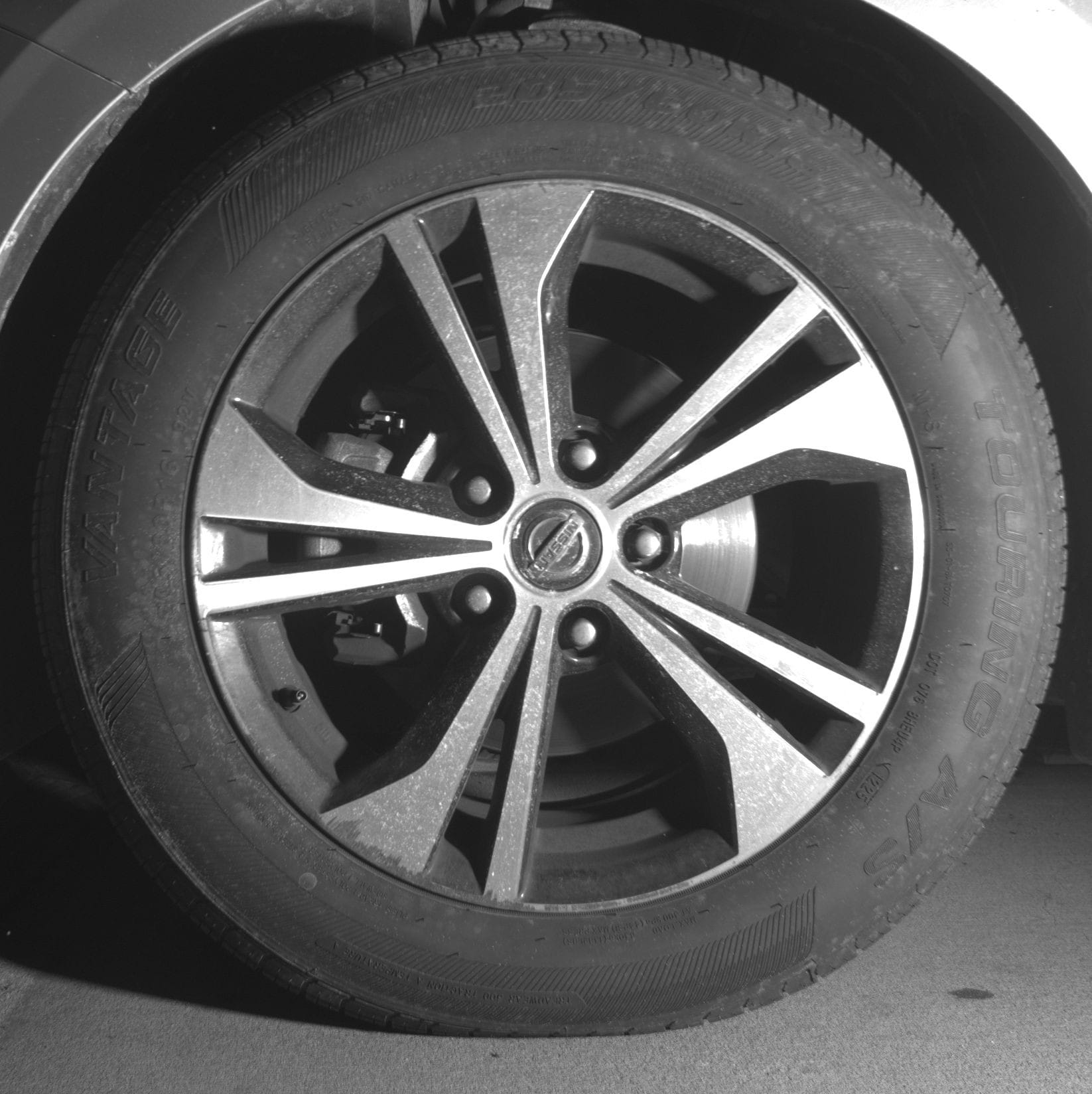 Thumbnail: 2023 Nissan Sentra - 9