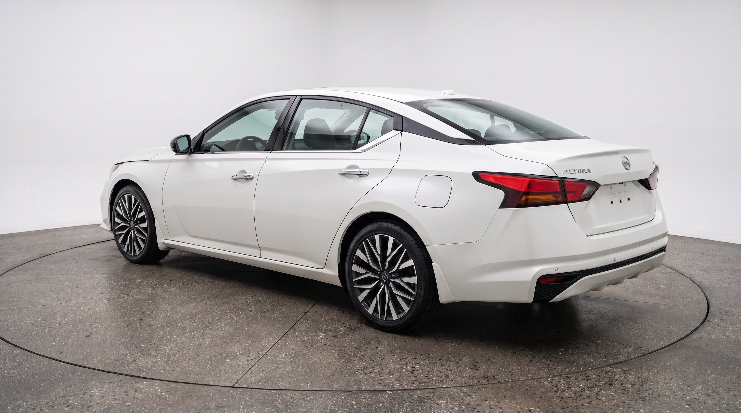 Thumbnail: 2025 Nissan Altima - 6
