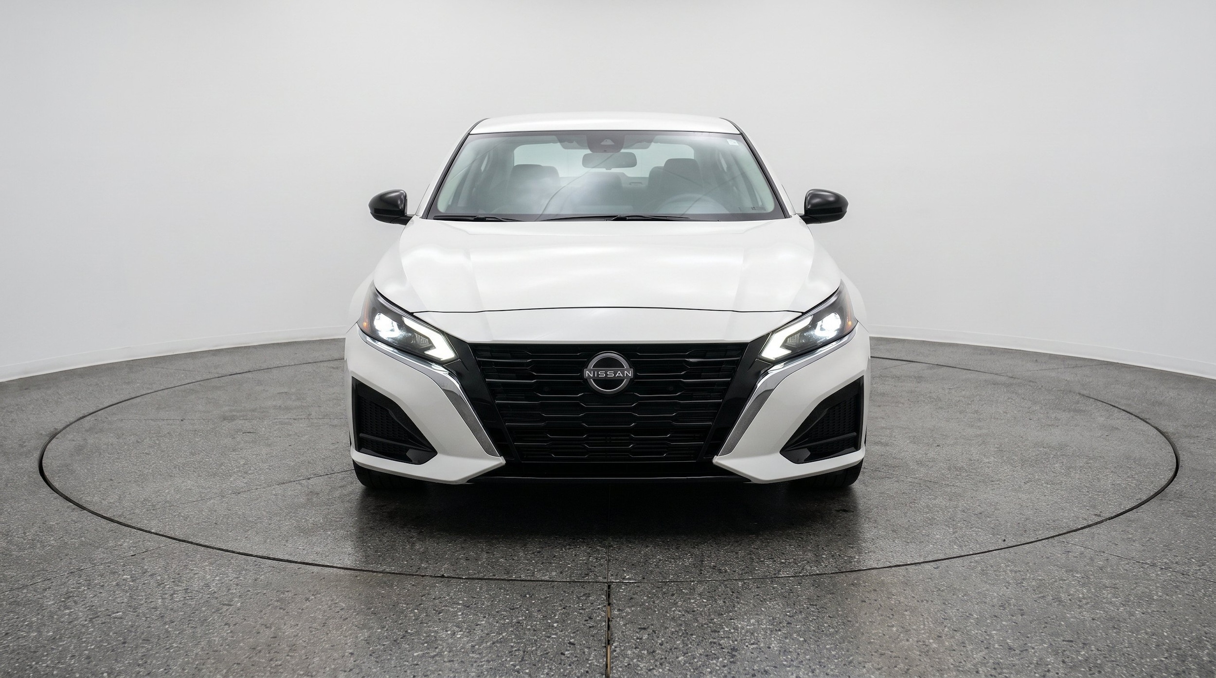 Thumbnail: 2025 Nissan Altima - 2