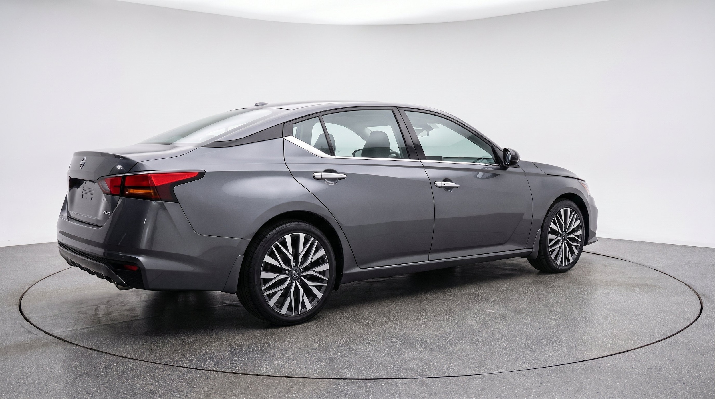 Thumbnail: 2025 Nissan Altima - 9