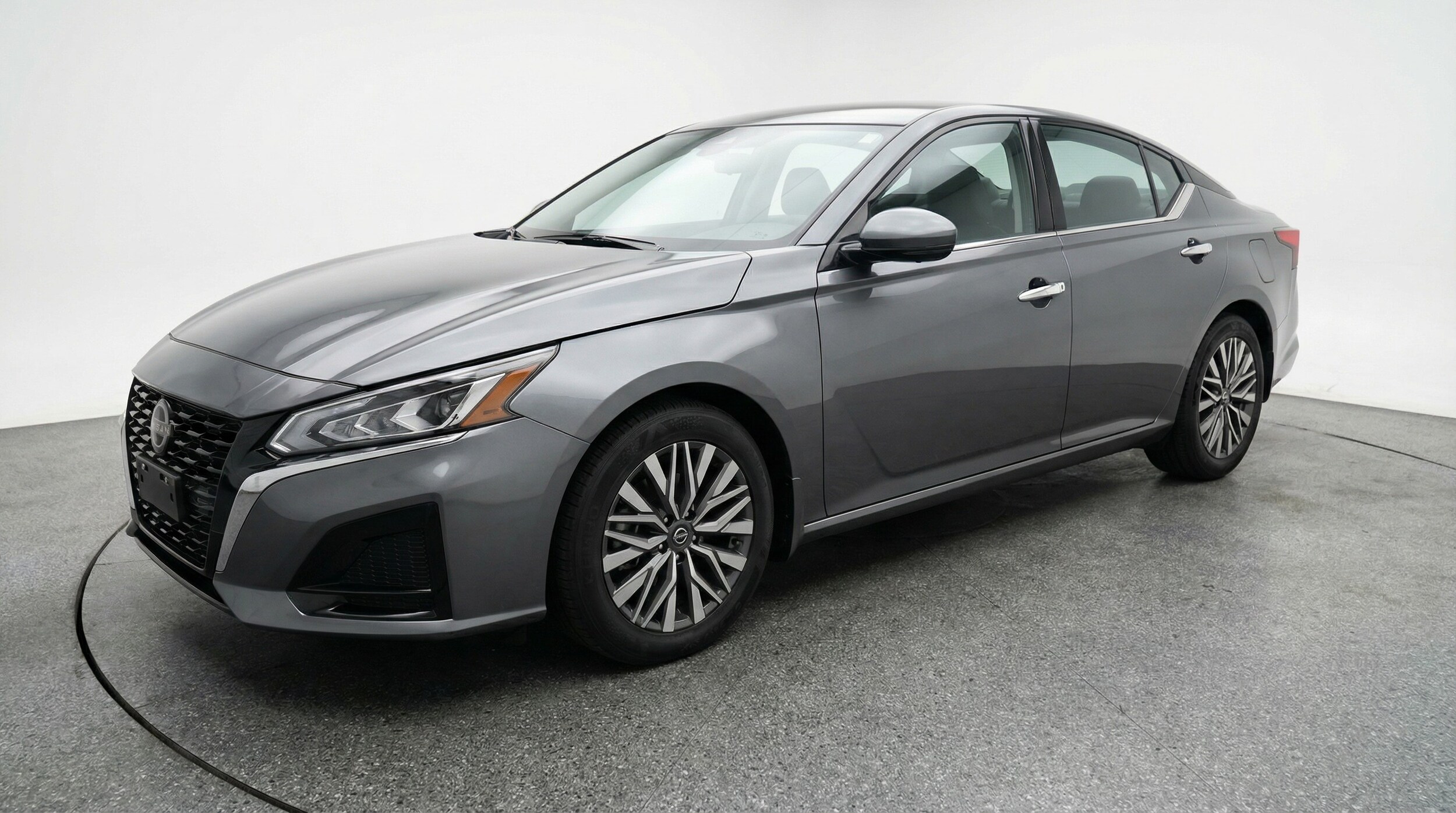 Thumbnail: 2025 Nissan Altima - 3