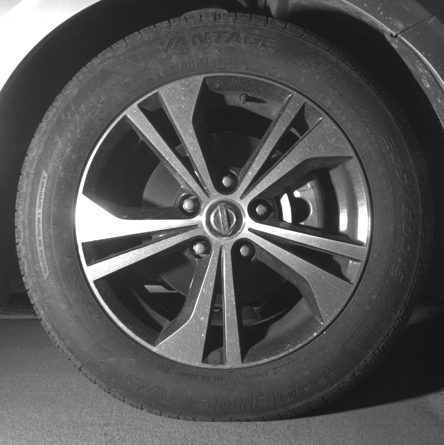 Thumbnail: 2023 Nissan Sentra - 10