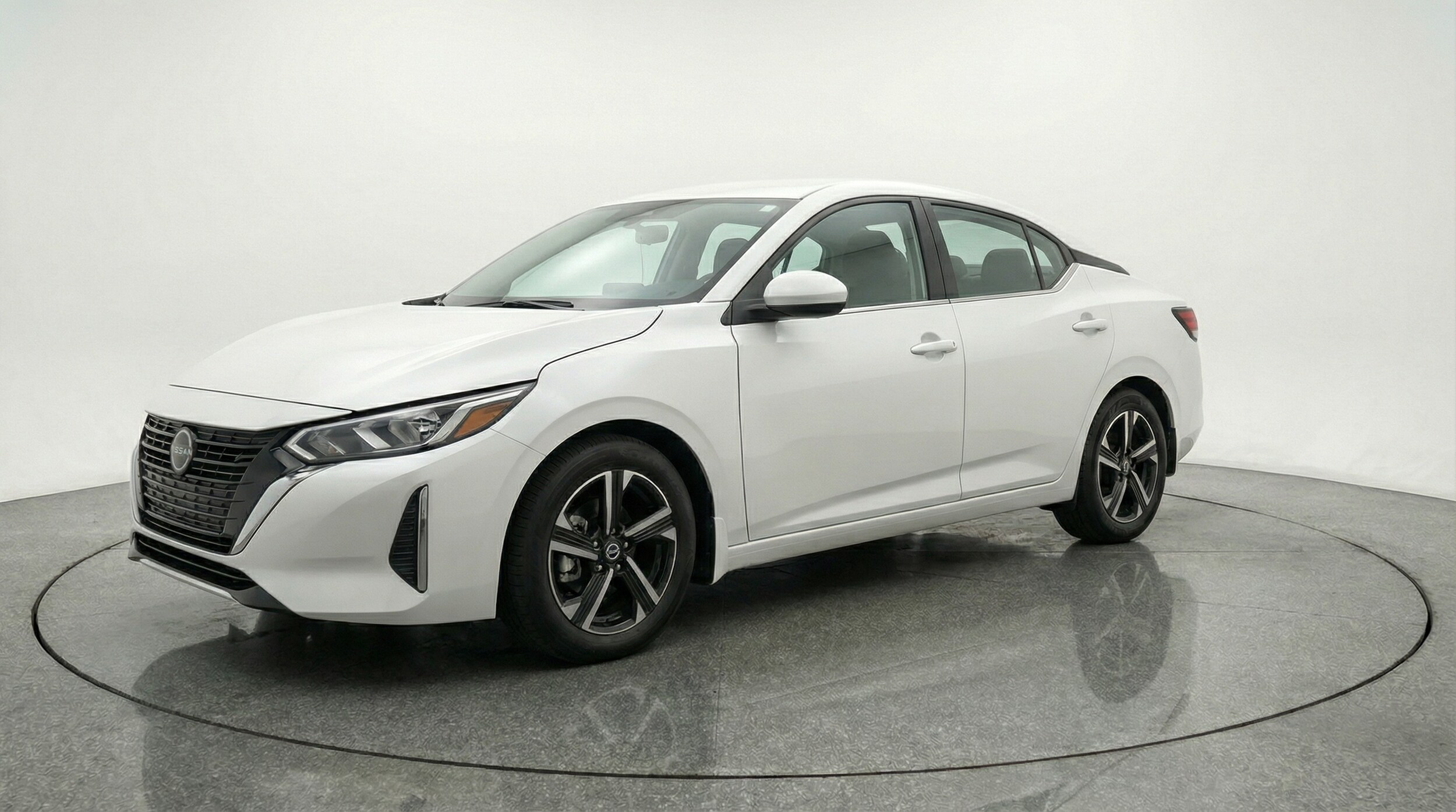 Thumbnail: 2025 Nissan Sentra - 3