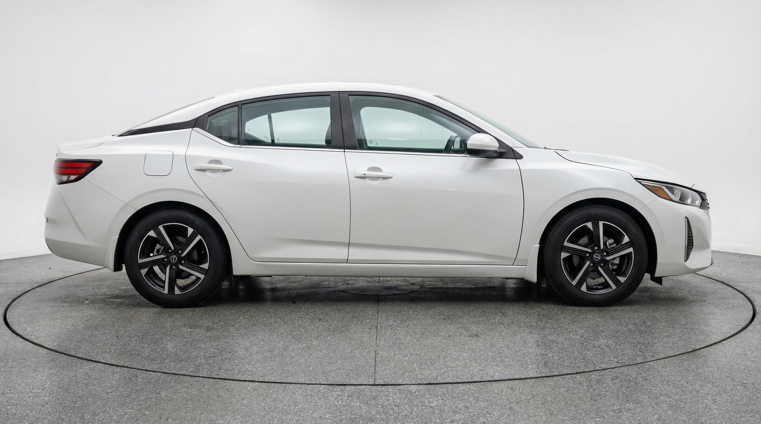 Thumbnail: 2025 Nissan Sentra - 8