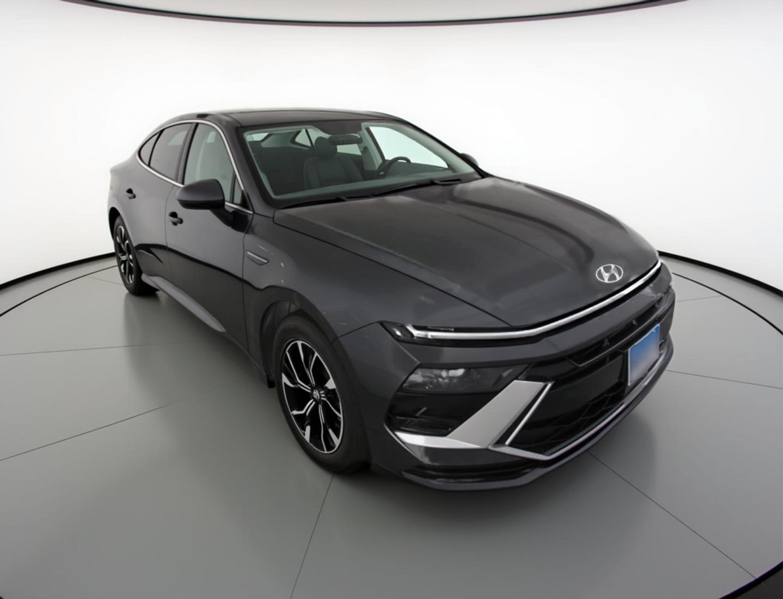 Thumbnail: 2025 Hyundai Sonata - 1