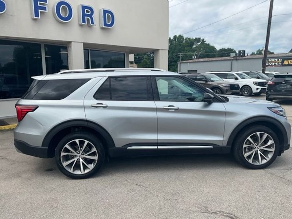 Used 2025 Ford Explorer Platinum SUV