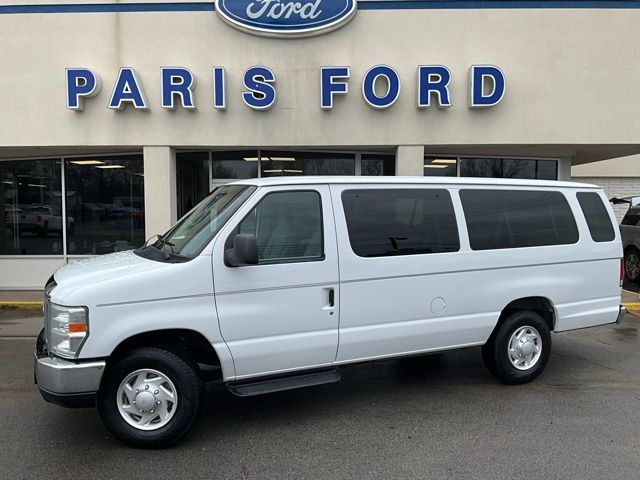 2014 Ford E-Series Econoline Wagon XLT