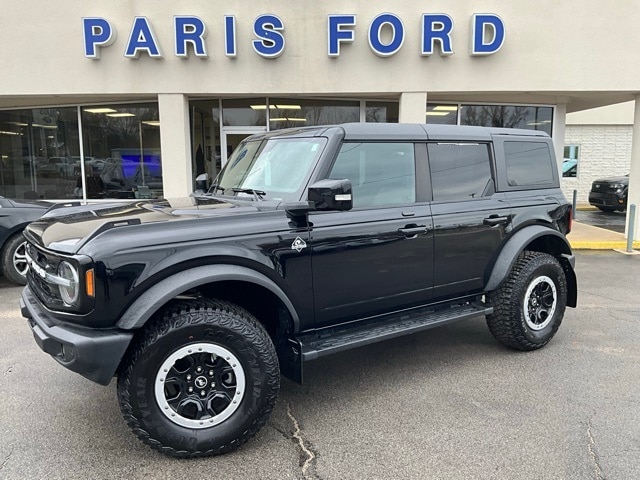 2023 Ford Bronco 4-Door Outer Banks's photo