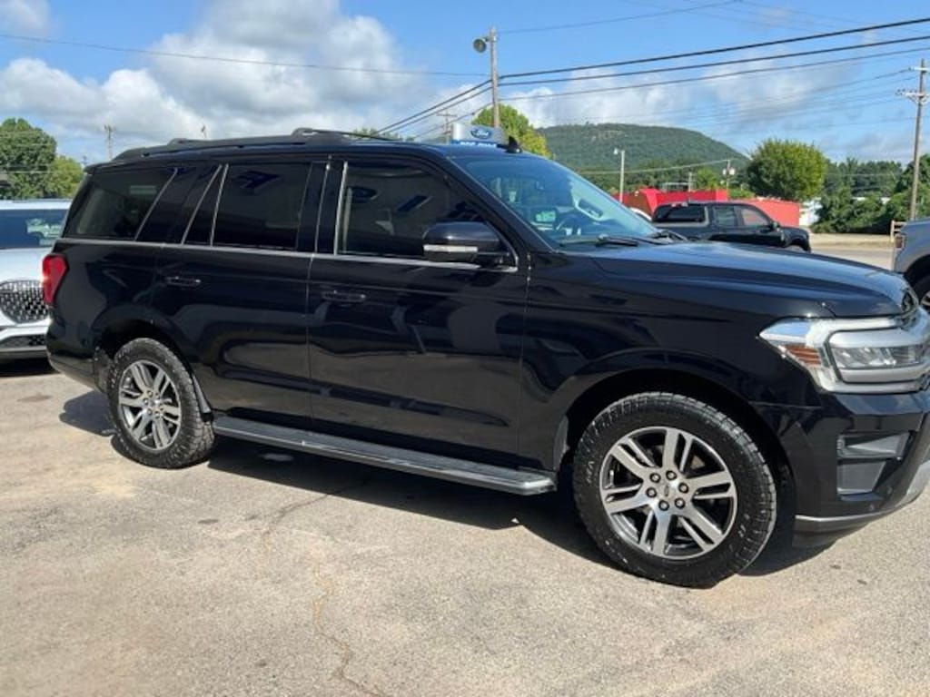Used 2022 Ford Expedition XLT SUV