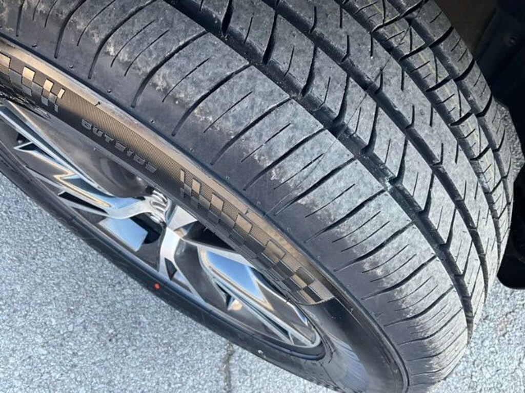 Used 2019 Toyota Highlander LE Plus SUV