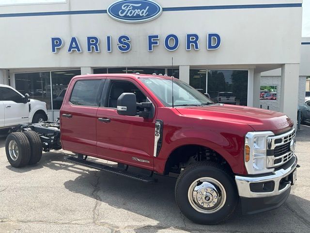 2026 Ford F-350 Super Duty Chassis Cab