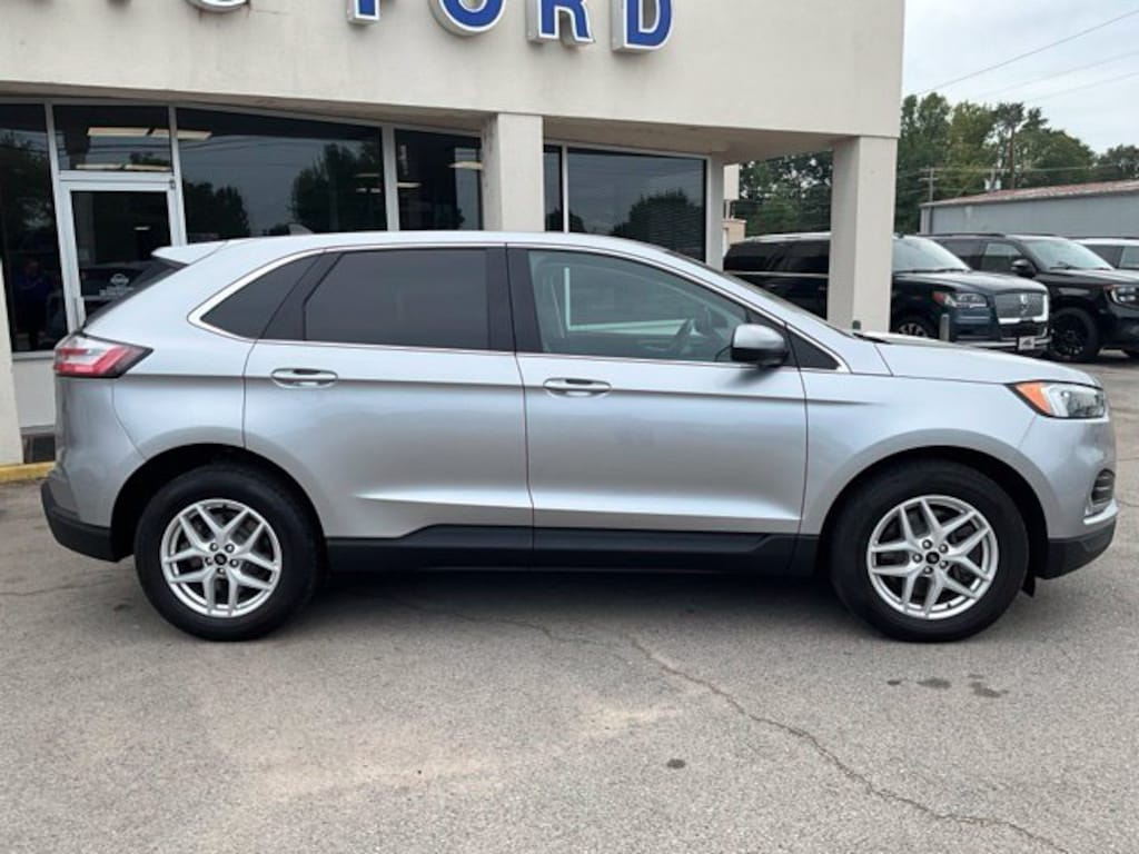 Used 2023 Ford Edge SEL SUV