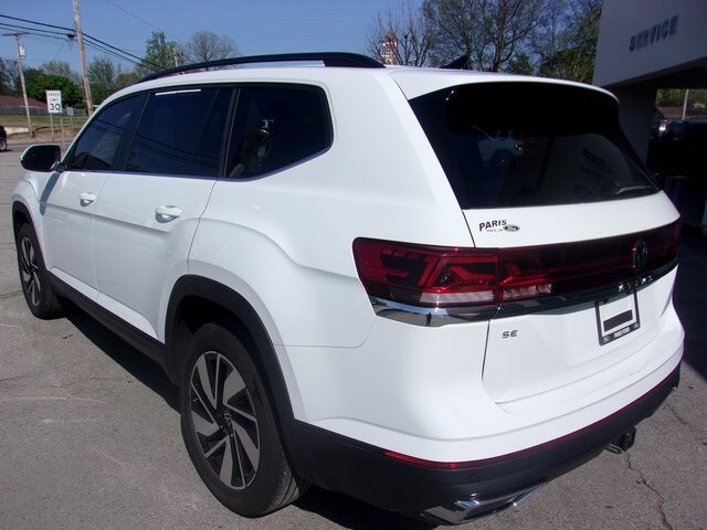 2024 Volkswagen Atlas SE Technology photo 2