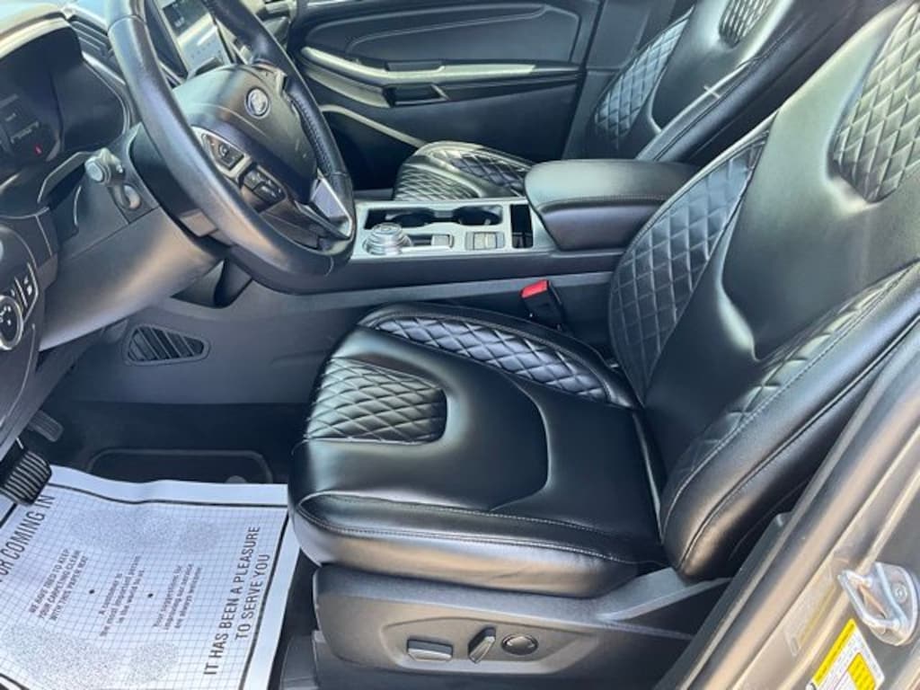 Used 2024 Ford Edge Titanium SUV