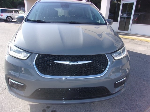 Used 2022 Chrysler Pacifica Touring L with VIN 2C4RC1BG2NR214791 for sale in Paris, AR