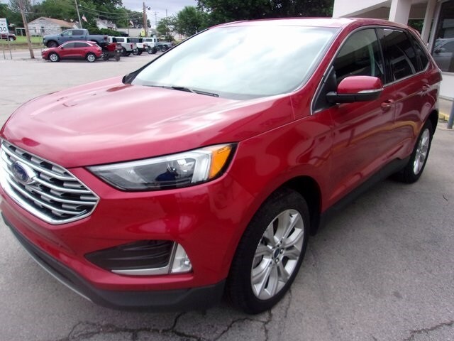 2022 Ford Edge Titanium photo 4