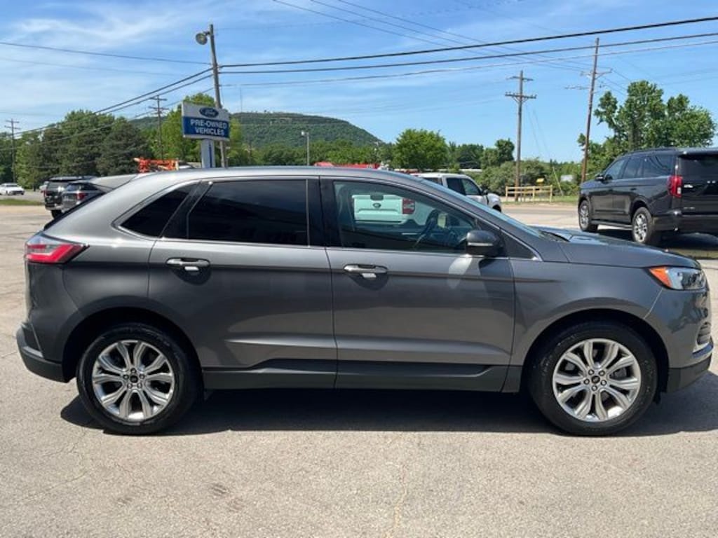 Used 2024 Ford Edge Titanium SUV