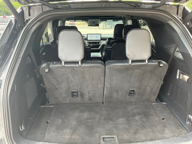 2025 Ford Explorer ST - Photo 15